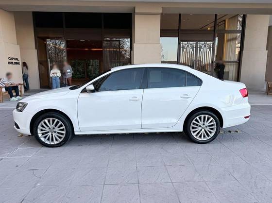 VOLKSWAGEN JETTA 2.0 TSI HIGHLINE 211CV GASOLINA 4P TIPTRONIC